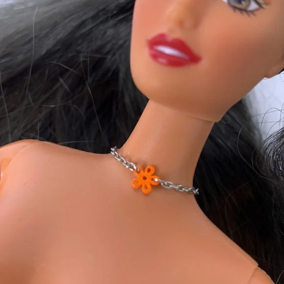 Barbie 1998 Mattel Generation Girl Ana Doll 20972 - Picture 13 of 16